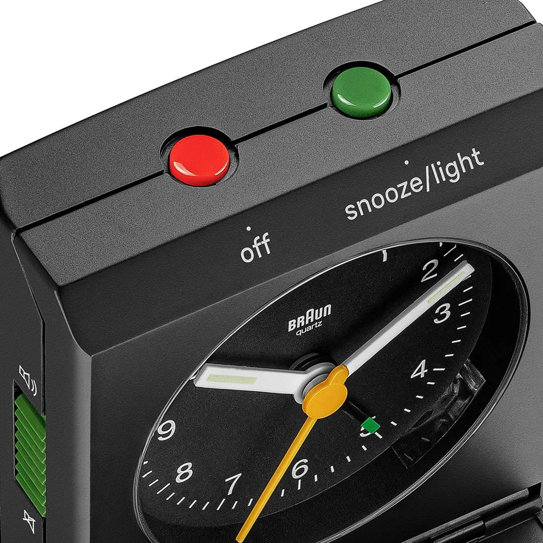 BC05 Braun travel analogue alarm clock - black