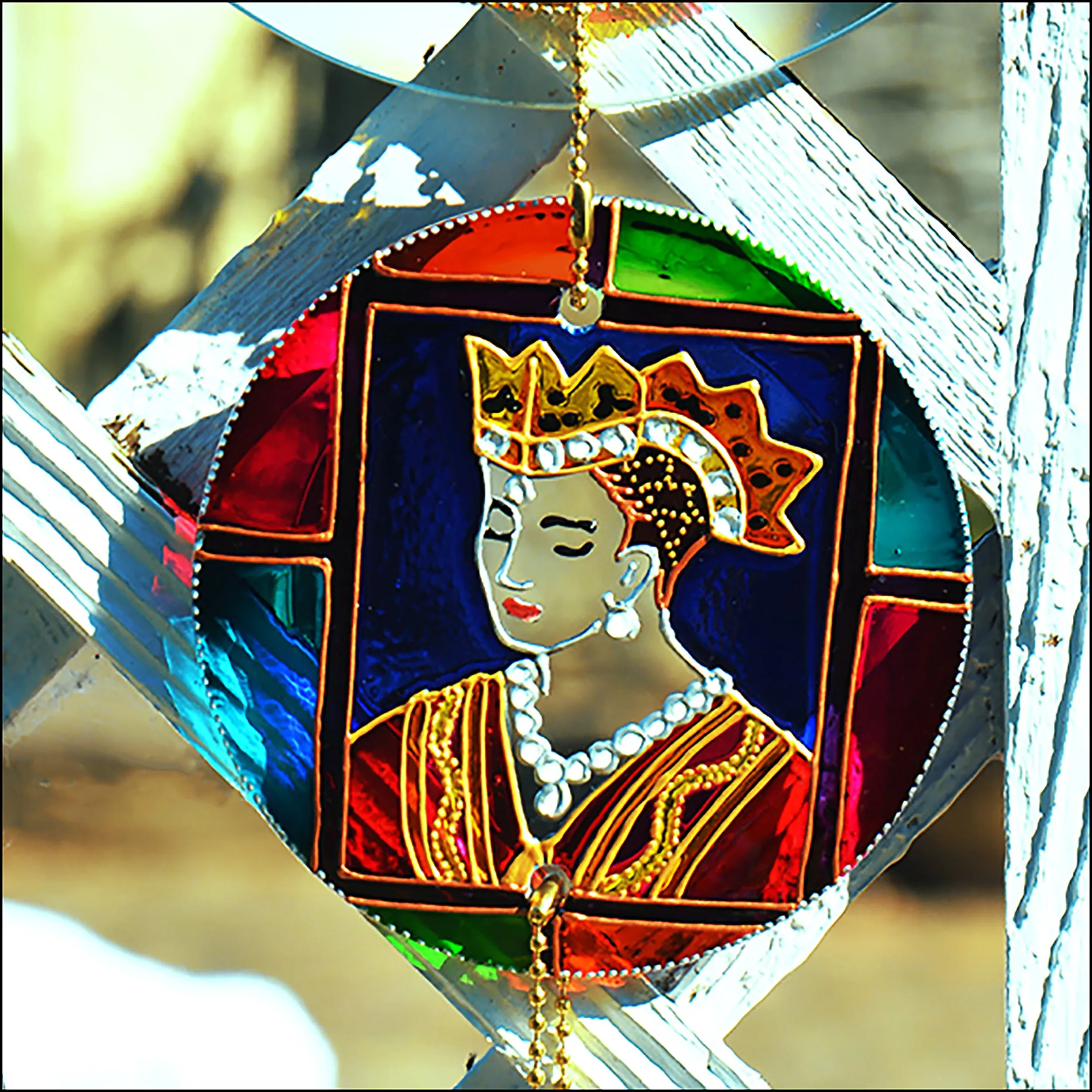 King Richard III & Family Triple Suncatcher