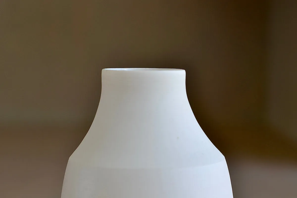 Lilith Rockett Vase With Neck "B"