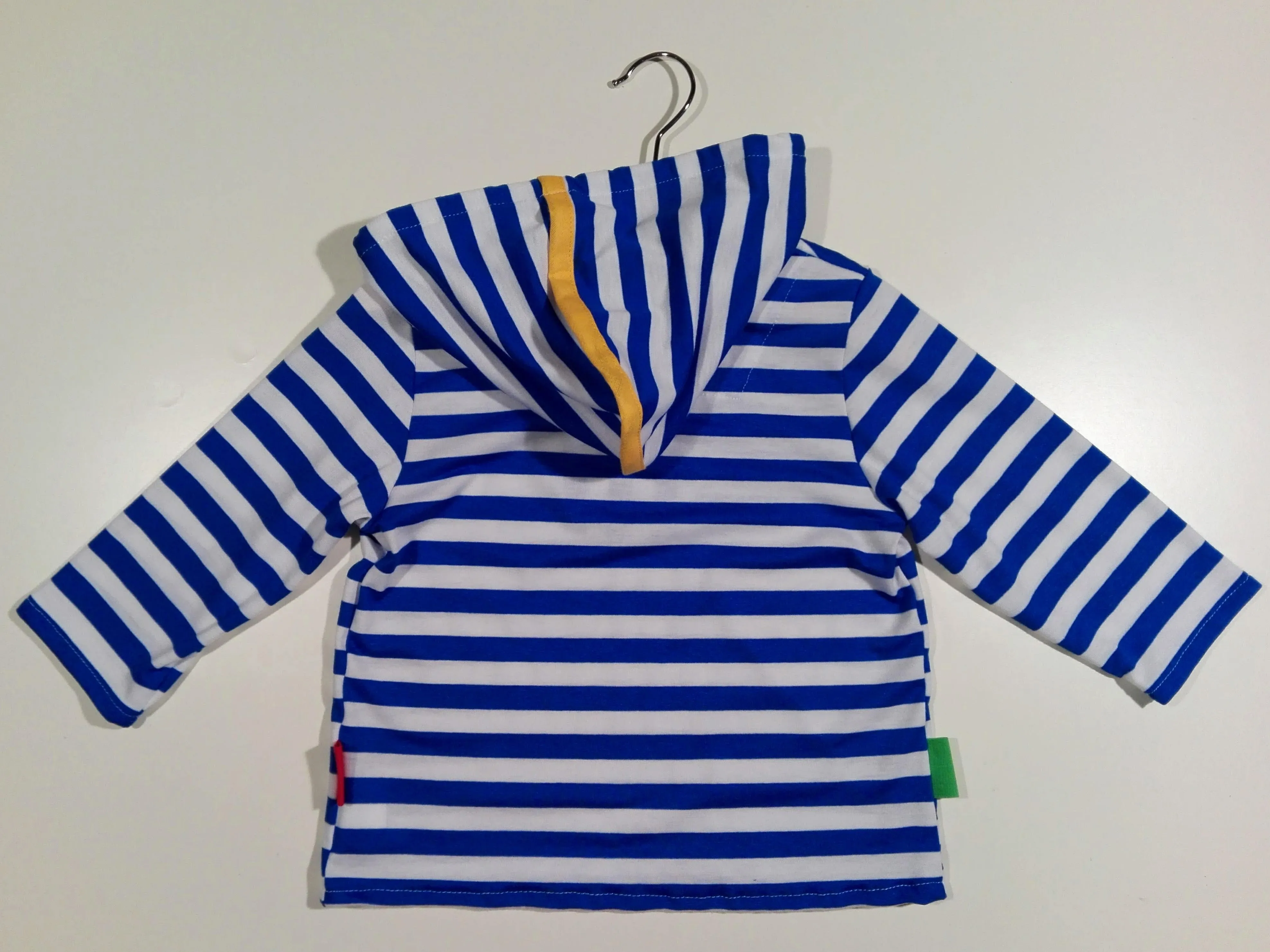 Long-sleeved striped sweater in cotton with hood