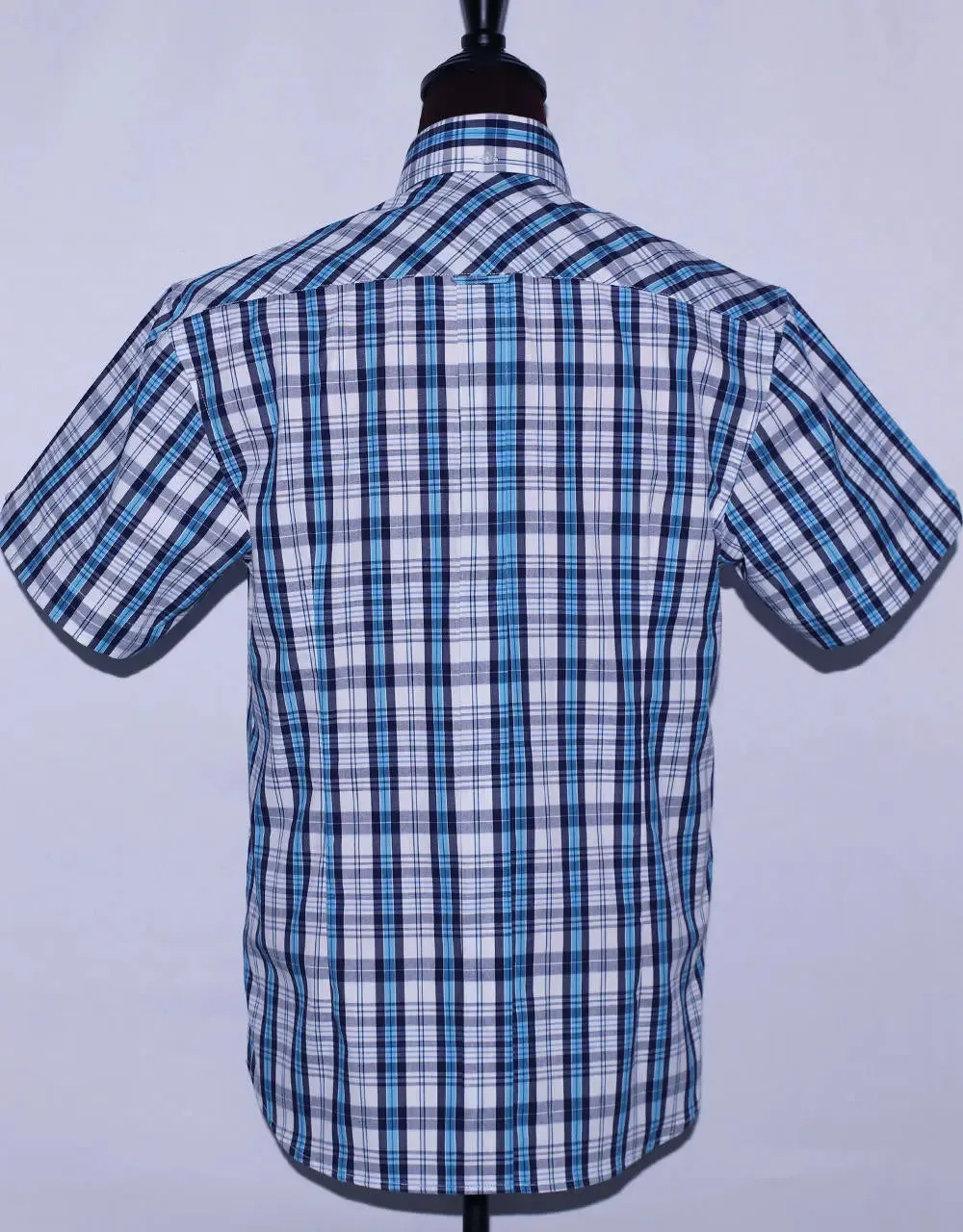 Men's Short Sleeve Blue And White Plaid Shirt Size M